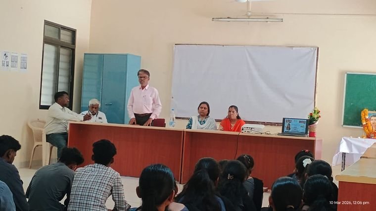 सावित्रीबाई फुले स्मृतिदिवस