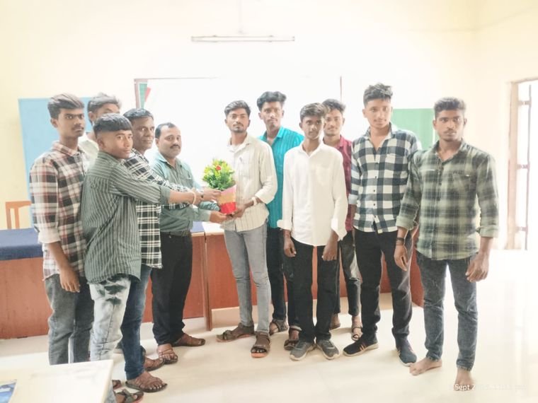 नवीन प्रवेशित प्रशिक्षणार्थी स्वागत